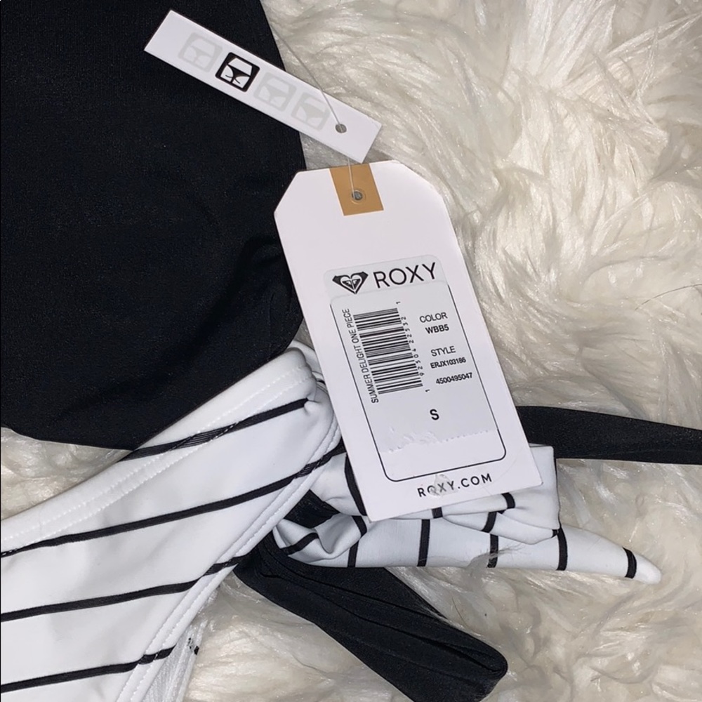 NWT Wonderful Roxy Summer Delight One Piece - Picture 5 of 8